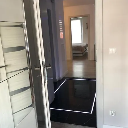 Apartament Zatoka Deluxe Z Ogrodem