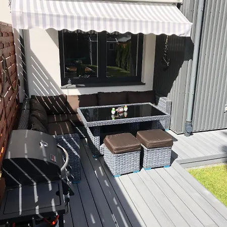 Apartament Zatoka Deluxe Z Ogrodem アパート