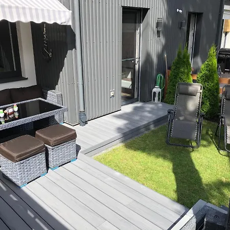 Apartament Zatoka Deluxe Z Ogrodem *