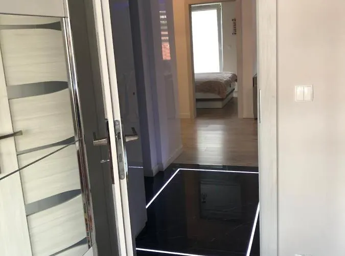 Apartament Zatoka Deluxe Z Ogrodem