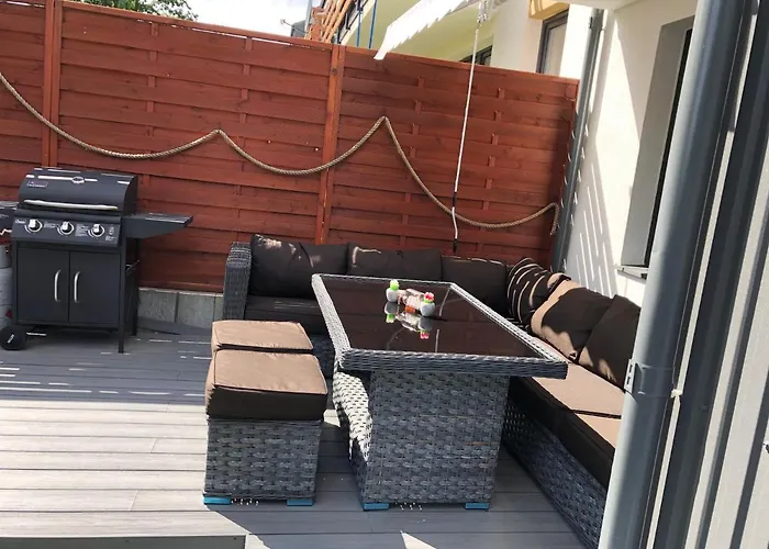 Apartament Zatoka Deluxe Z Ogrodem *